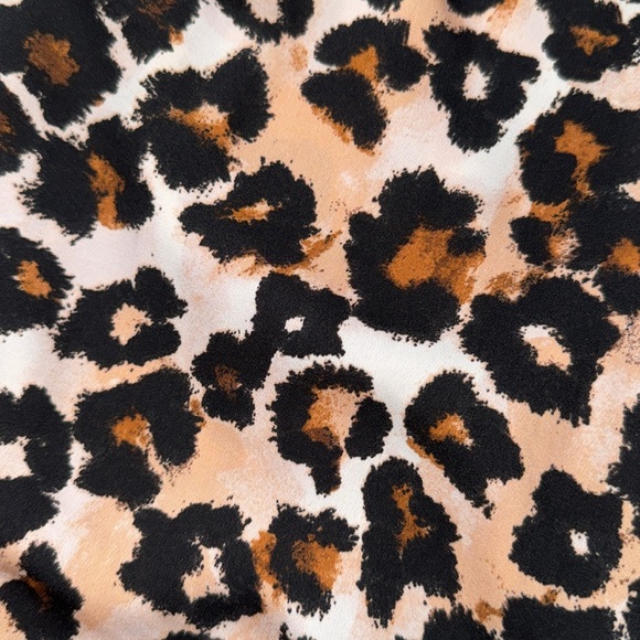 stunning leopard peachy flounce skirt H&M size 6 - Picture 3 of 3